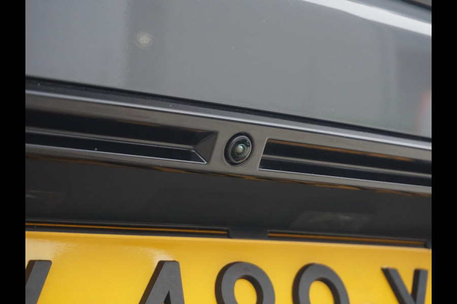 Peugeot e-2008 EV GT 54 kWh 360° Camera