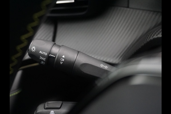 Peugeot e-2008 EV GT 54 kWh 360° Camera