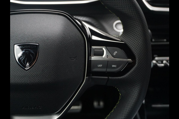 Peugeot e-2008 EV GT 54 kWh 360° Camera
