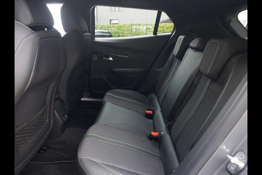 Peugeot e-2008 EV GT 54 kWh 360° Camera