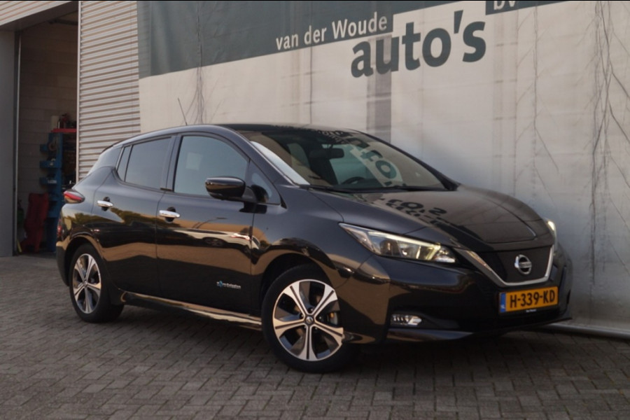 Nissan Leaf N-Connecta 40kWh -NAVI-ECC-PDC-CAM-