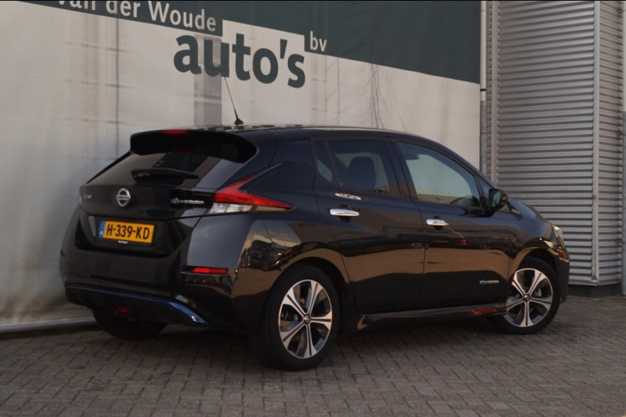 Nissan Leaf N-Connecta 40kWh -NAVI-ECC-PDC-CAM-