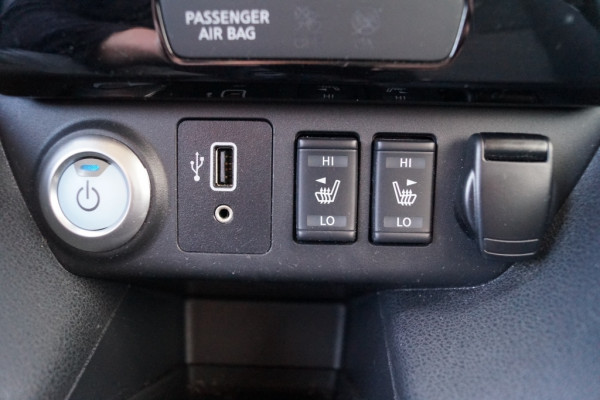 Nissan Leaf N-Connecta 40kWh -NAVI-ECC-PDC-CAM-