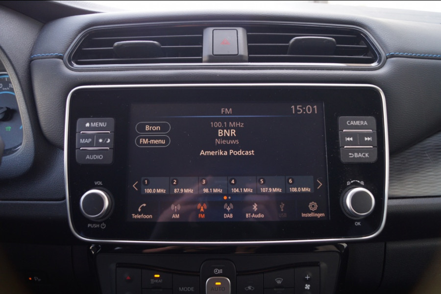 Nissan Leaf N-Connecta 40kWh -NAVI-ECC-PDC-CAM-