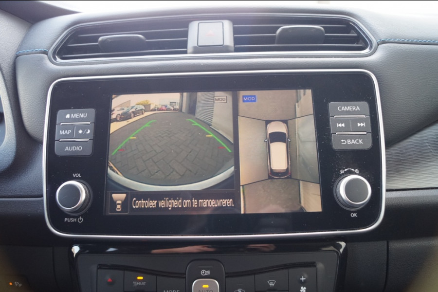 Nissan Leaf N-Connecta 40kWh -NAVI-ECC-PDC-CAM-