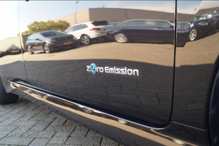 Nissan Leaf N-Connecta 40kWh -NAVI-ECC-PDC-CAM-