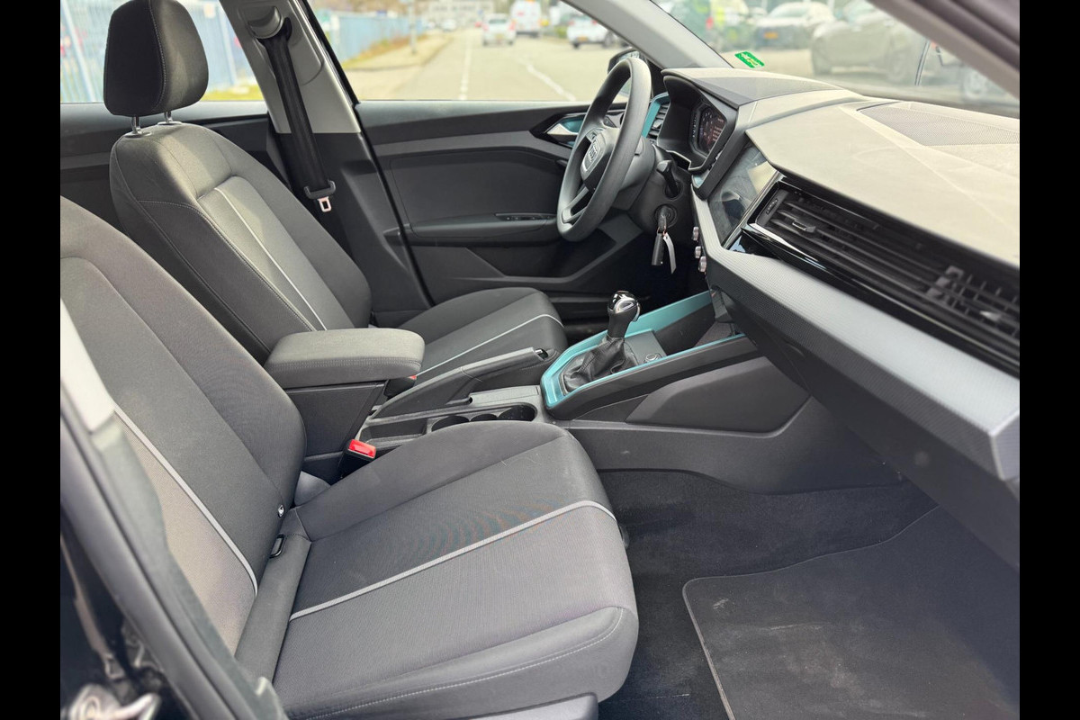 Audi A1 Sportback 35 TFSI 150 PK S Tronic Virtual Clima Stoelverw. Audi A1 Sportback 35 TFSI 150 PK S Tronic Virtual Clima Stoelverw.