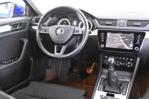Škoda Superb Combi 2.0 TDI Ambition *1ste Eigenaar*Navigatie*Memory*