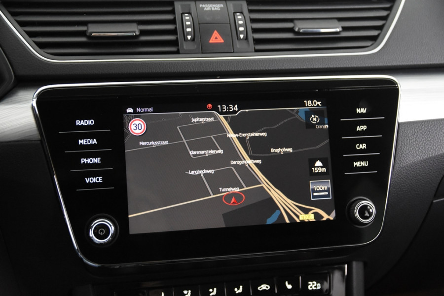 Škoda Superb Combi 2.0 TDI Ambition *1ste Eigenaar*Navigatie*Memory*