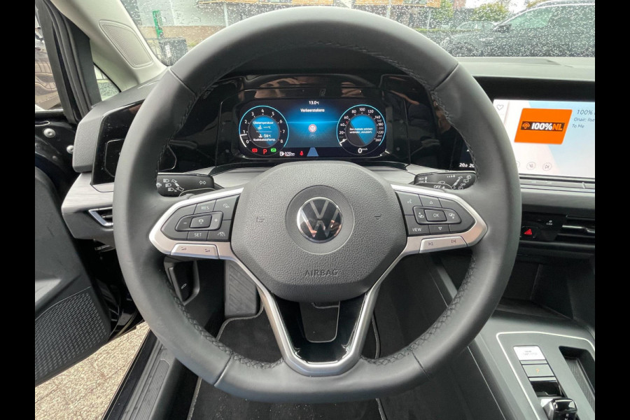 Volkswagen Golf 1.5 eTSI Style