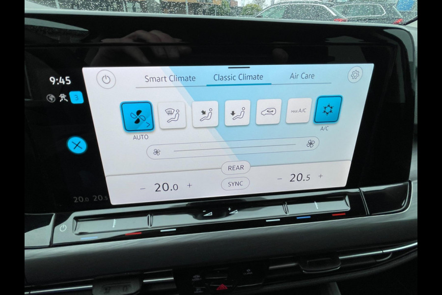 Volkswagen Golf 1.5 eTSI Style