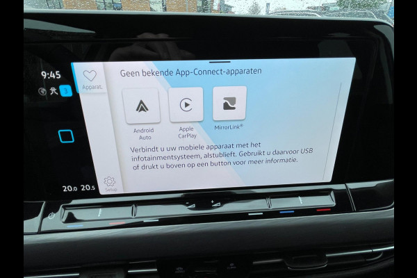Volkswagen Golf 1.5 eTSI Style