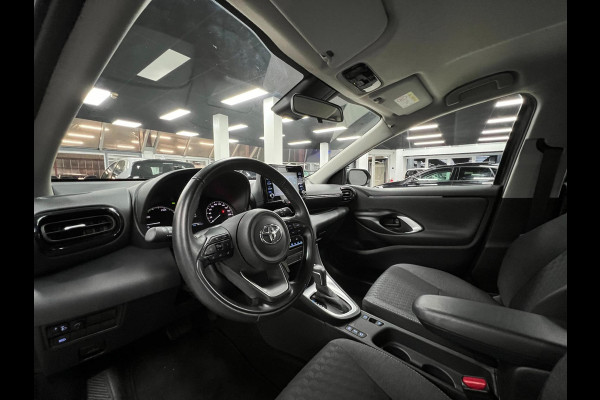 Toyota Yaris 1.5 Hybrid | Lane | Carplay | Cam | Cruise |PDC