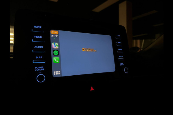 Toyota Yaris 1.5 Hybrid | Lane | Carplay | Cam | Cruise |PDC