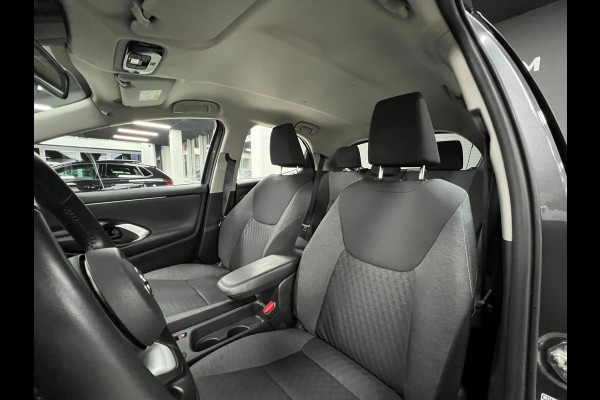 Toyota Yaris 1.5 Hybrid | Lane | Carplay | Cam | Cruise |PDC
