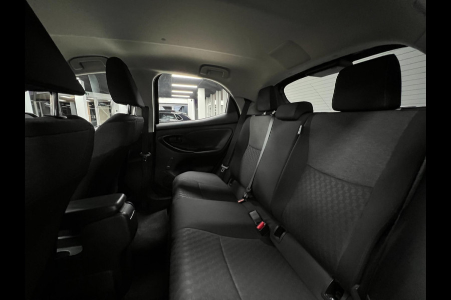 Toyota Yaris 1.5 Hybrid | Lane | Carplay | Cam | Cruise |PDC