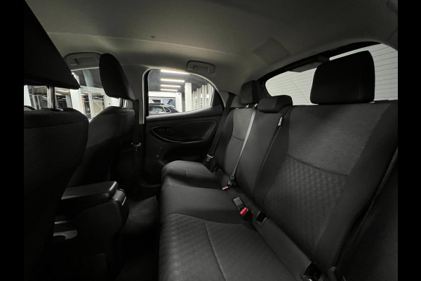 Toyota Yaris 1.5 Hybrid | Lane | Carplay | Cam | Cruise |PDC