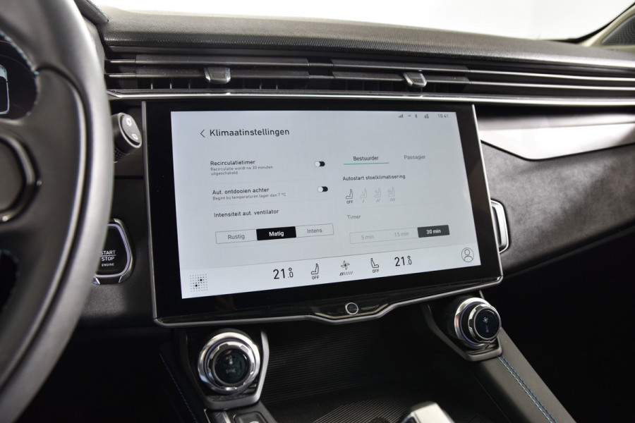 Lynk & Co 01 1.5 PHEV 261PK MY22 | 360 Camera  | 7.4 kWh Boordlader | S/K-panodak | Adapt. Cruise | Memory | Elek. klep | LM 20" | 8134