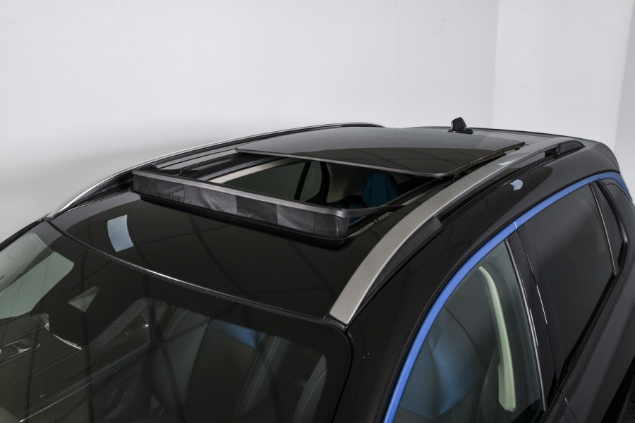 Lynk & Co 01 1.5 PHEV 261PK MY22 | 360 Camera | S/K-panodak | Adapt. Cruise | Memory | Elek. klep | LM 20" | 3846
