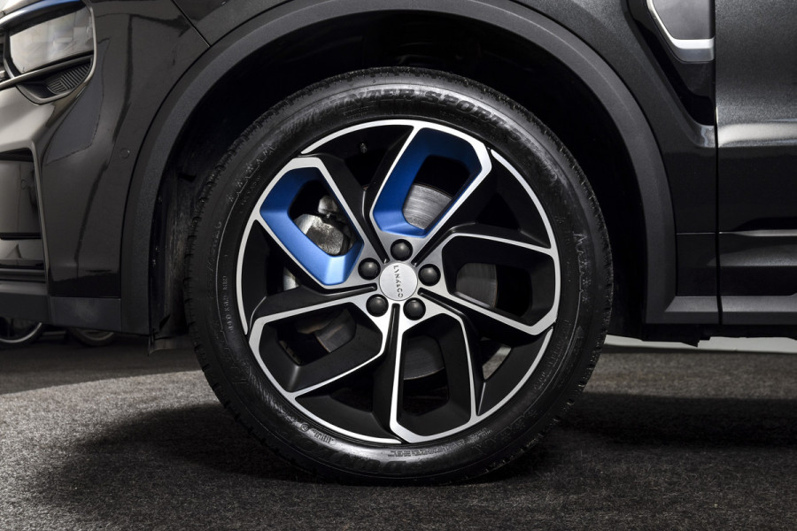 Lynk & Co 01 1.5 PHEV 261PK MY22 | 360 Camera | S/K-panodak | Adapt. Cruise | Memory | Elek. klep | LM 20" | 3846