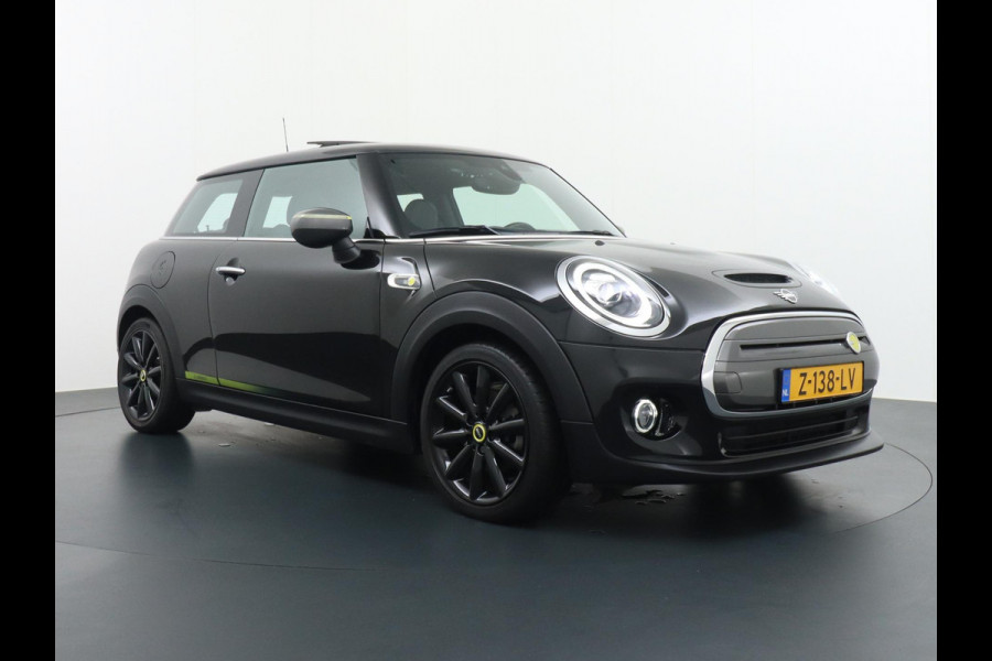 MINI Mini Electric Yours 33 kWh 3 FASE OPLADEN SOH 97% | PANO DAK | STOELVERARMING | CAMERA | APPLE CARPLAY | NAVI | FULL LED | KEYLES | 12M MND BOVAG GARANTIE