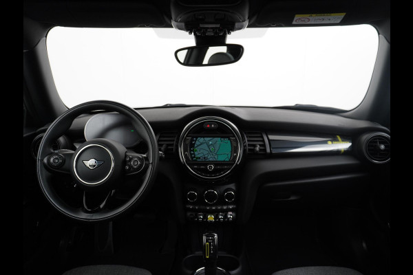 MINI Mini Electric Yours 33 kWh 3 FASE OPLADEN SOH 97% | PANO DAK | STOELVERARMING | CAMERA | APPLE CARPLAY | NAVI | FULL LED | KEYLES | 12M MND BOVAG GARANTIE