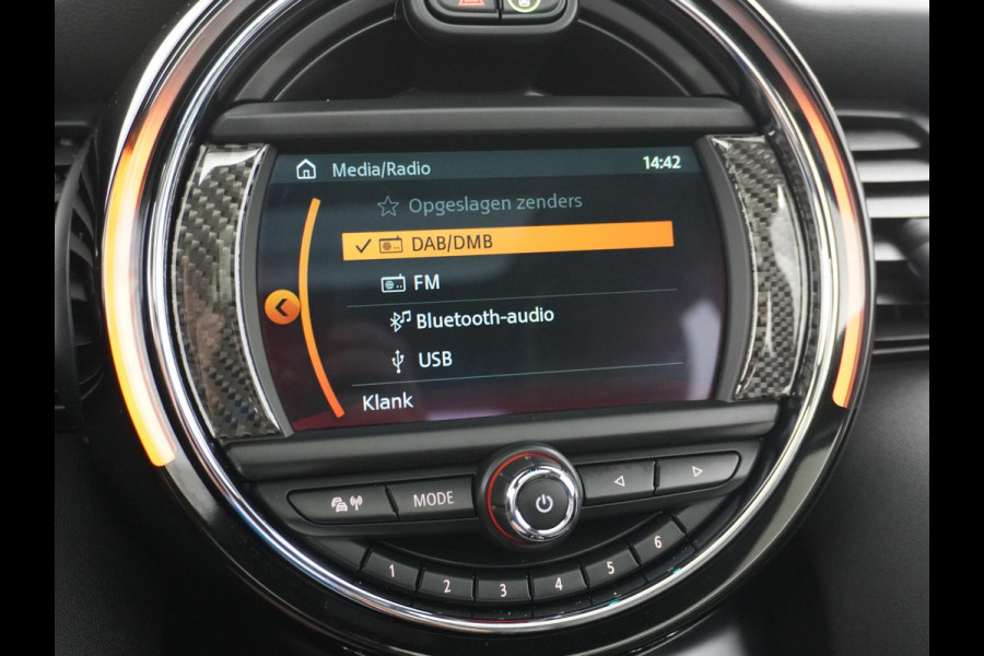 MINI Mini Electric Yours 33 kWh 3 FASE OPLADEN SOH 97% | PANO DAK | STOELVERARMING | CAMERA | APPLE CARPLAY | NAVI | FULL LED | KEYLES | 12M MND BOVAG GARANTIE