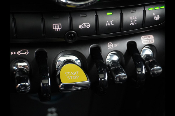 MINI Mini Electric Yours 33 kWh 3 FASE OPLADEN SOH 97% | PANO DAK | STOELVERARMING | CAMERA | APPLE CARPLAY | NAVI | FULL LED | KEYLES | 12M MND BOVAG GARANTIE