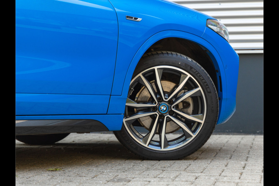 BMW X2 xDrive25e - M-Sport - Memoryzetel - Camera - Head-Up - Hifi