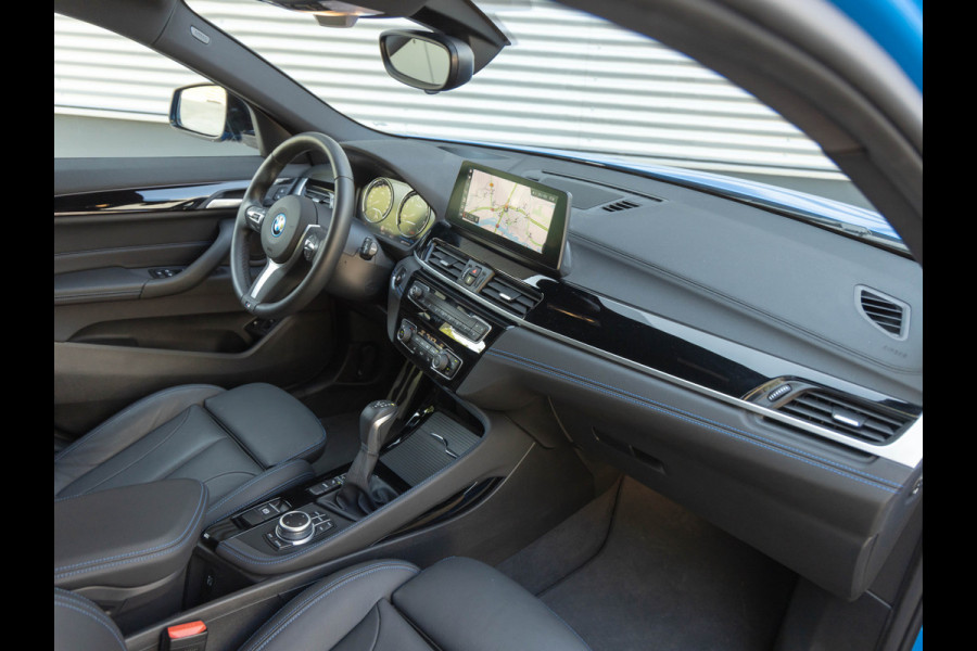 BMW X2 xDrive25e - M-Sport - Memoryzetel - Camera - Head-Up - Hifi