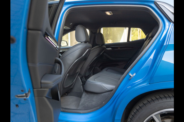 BMW X2 xDrive25e - M-Sport - Memoryzetel - Camera - Head-Up - Hifi