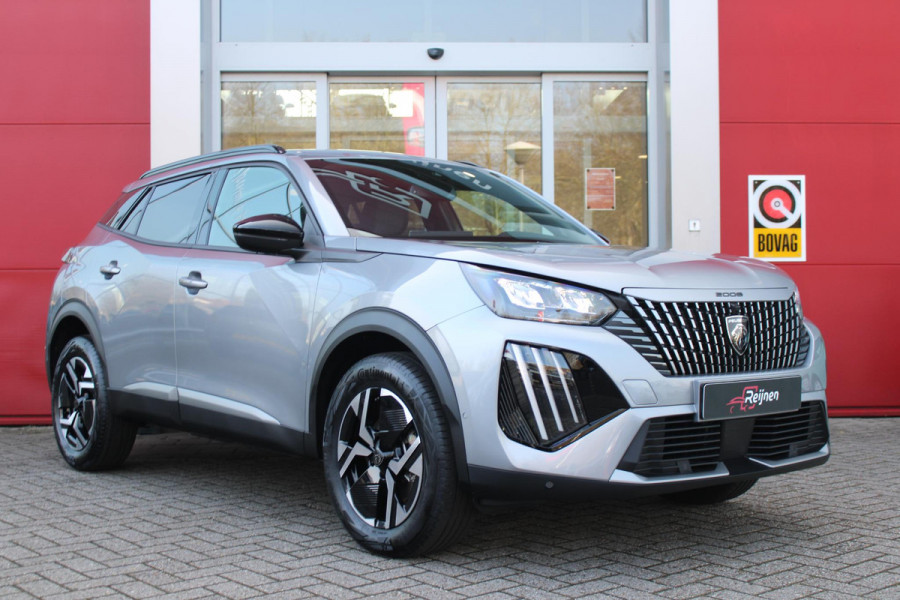 Peugeot 2008 1.2 Hybrid 136PK AUTOMAAT ALLURE | NIEUWE AUTO! | KEYLESS ENTRY/START | PARKEERSENSOREN VOOR + ACHTER  | 17" LICHTMETALEN VELGEN | ADAPTIVE CRUISE CONTROL | CLIMATE CONTROL | STOEL VERWARMING | DRAADLOZE APPLE CARPLAY/ANDROID AUTO |