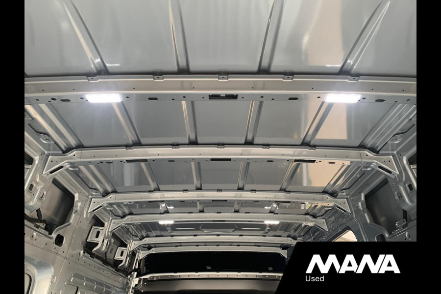 MAN TGE 3.180 L3H3 Automaat 180PK OysterSilver NIEUW MODEL ACC LED Trekhaak Carplay Camera Airco Navi Bluetooth