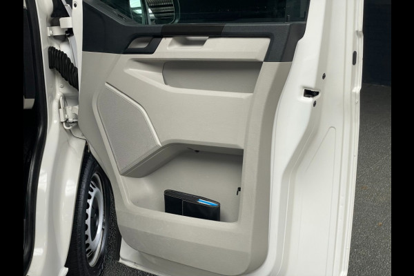 Volkswagen Transporter T6 150pk L2H1 Deurtjes comfort pakket trekhaak bpm vrij
