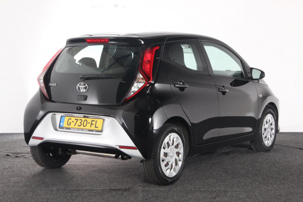 Toyota Aygo 1.0 VVT-i x-play limited | navigatie |