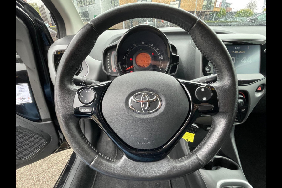 Toyota Aygo 1.0 VVT-i x-play limited | navigatie |