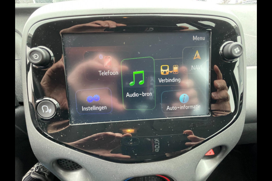 Toyota Aygo 1.0 VVT-i x-play limited | navigatie |