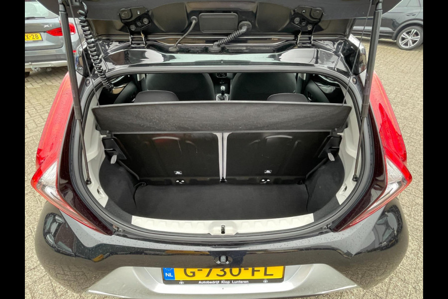 Toyota Aygo 1.0 VVT-i x-play limited | navigatie |
