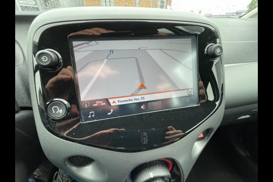 Toyota Aygo 1.0 VVT-i x-play limited | navigatie |