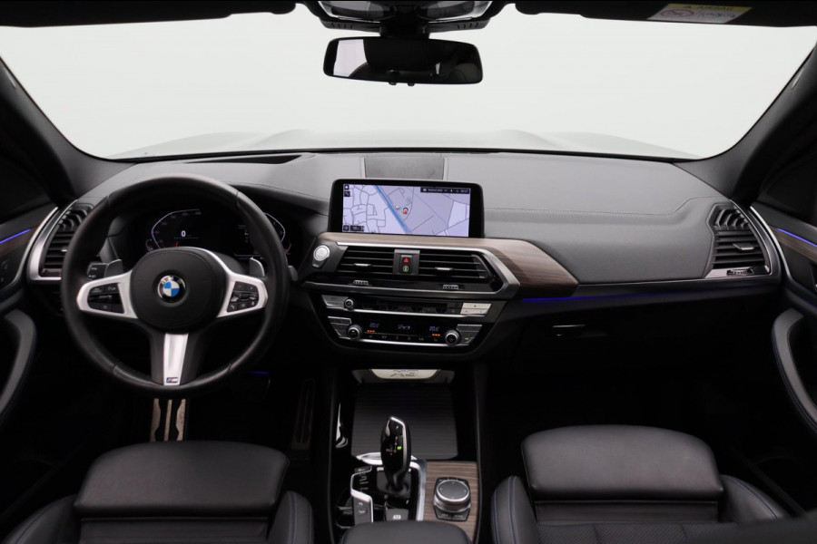 BMW X3 XDrive20i High Executive M-Pakket Panoramadak Trekhaak Leder