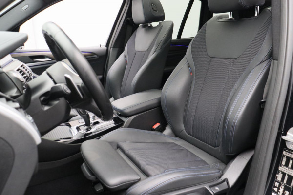 BMW X3 XDrive20i High Executive M-Pakket Panoramadak Trekhaak Leder