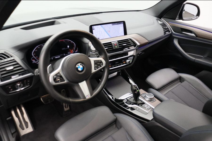 BMW X3 XDrive20i High Executive M-Pakket Panoramadak Trekhaak Leder