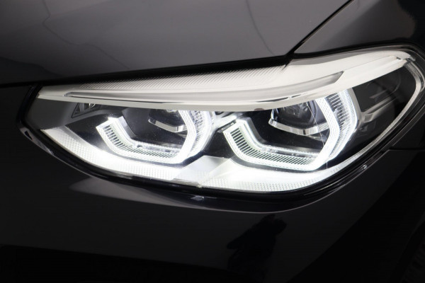 BMW X3 XDrive20i High Executive M-Pakket Panoramadak Trekhaak Leder