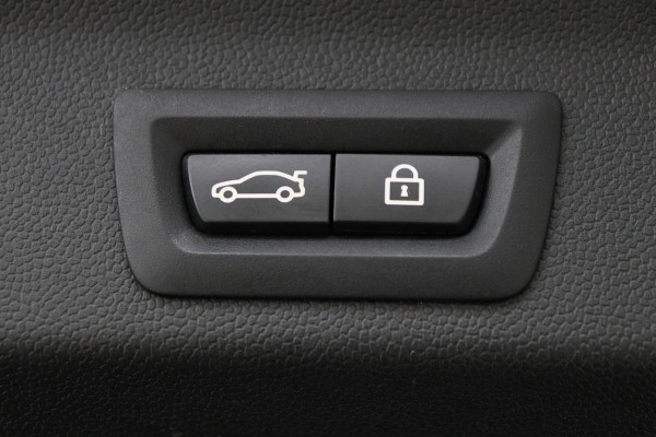 MINI Countryman 2.0 Cooper S E ALL4 Chili | Panoramadak | Carplay | Camera | Sportstoelen | Park Assist | Navigatie | Keyless | Climate control | PHEV
