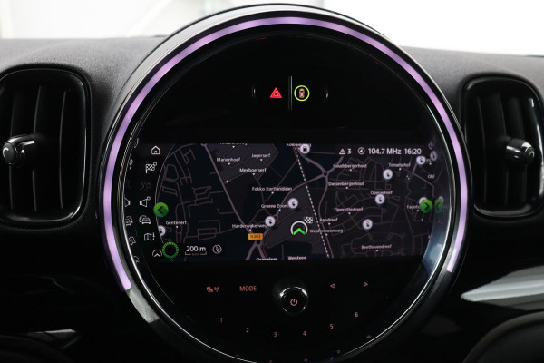 MINI Countryman 2.0 Cooper S E ALL4 Chili | Panoramadak | Carplay | Camera | Sportstoelen | Park Assist | Navigatie | Keyless | Climate control | PHEV