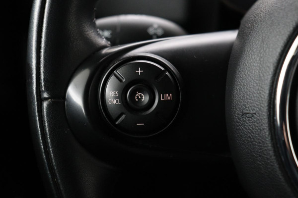 MINI Countryman 2.0 Cooper S E ALL4 Chili | Panoramadak | Carplay | Camera | Sportstoelen | Park Assist | Navigatie | Keyless | Climate control | PHEV