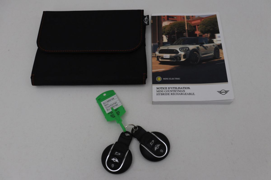 MINI Countryman 2.0 Cooper S E ALL4 Chili | Panoramadak | Carplay | Camera | Sportstoelen | Park Assist | Navigatie | Keyless | Climate control | PHEV