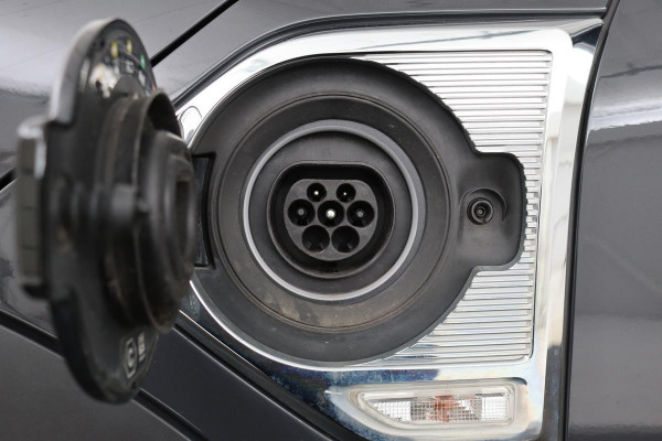 MINI Countryman 2.0 Cooper S E ALL4 Chili | Panoramadak | Carplay | Camera | Sportstoelen | Park Assist | Navigatie | Keyless | Climate control | PHEV