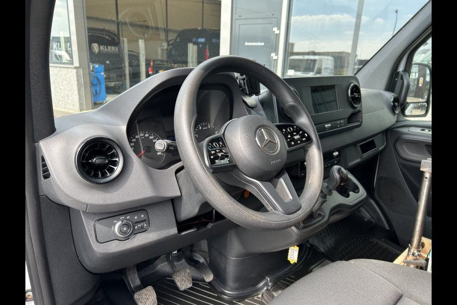 Mercedes-Benz Sprinter 316 CDI L2 H2 2800KG Trekhaak / MBUX / Navigatie / Camera / Cruise control / Airco / 270 Graden achterdeuren