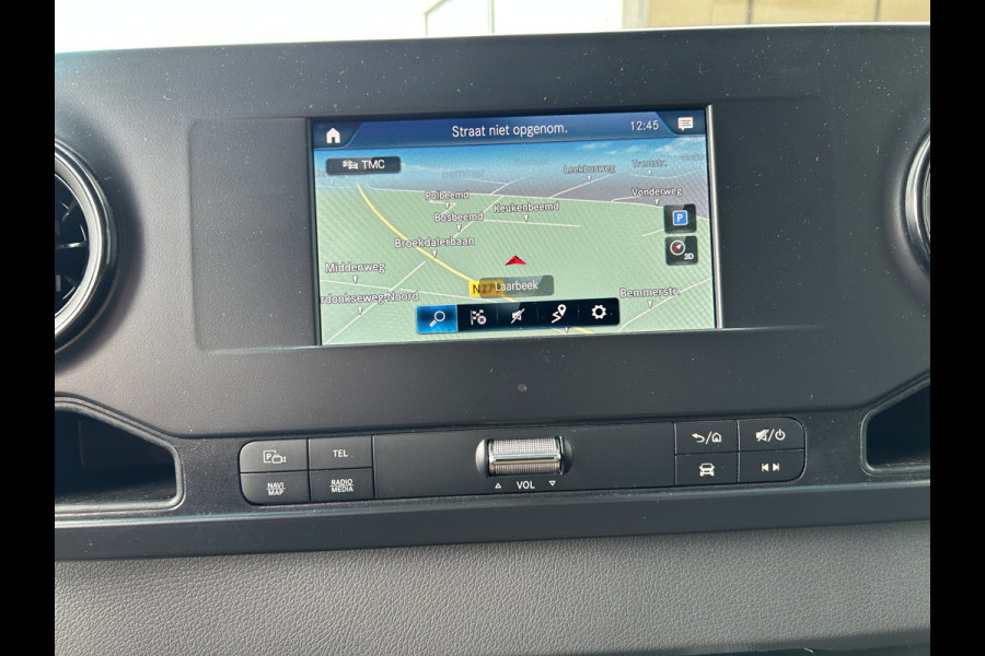 Mercedes-Benz Sprinter 316 CDI L2 H2 2800KG Trekhaak / MBUX / Navigatie / Camera / Cruise control / Airco / 270 Graden achterdeuren